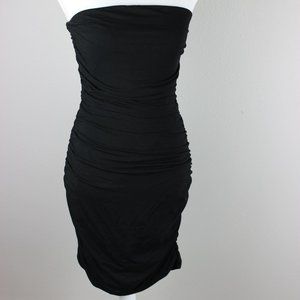 strapless black dress
